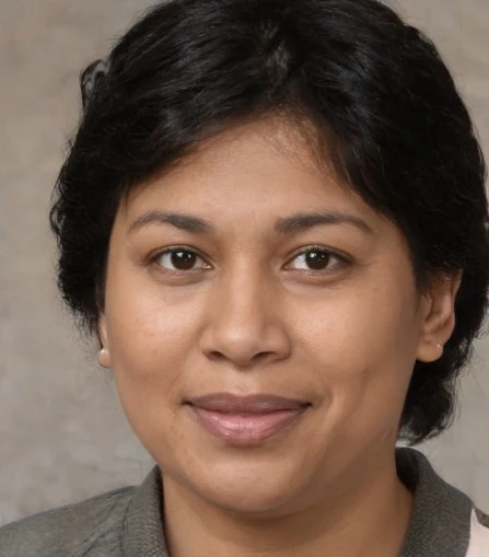 Sofie Sinag — Social Media Manager at Cavmir